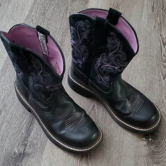Black and Purple Ariat Leather Embroidered Women's Boots - Picture 1 of 12